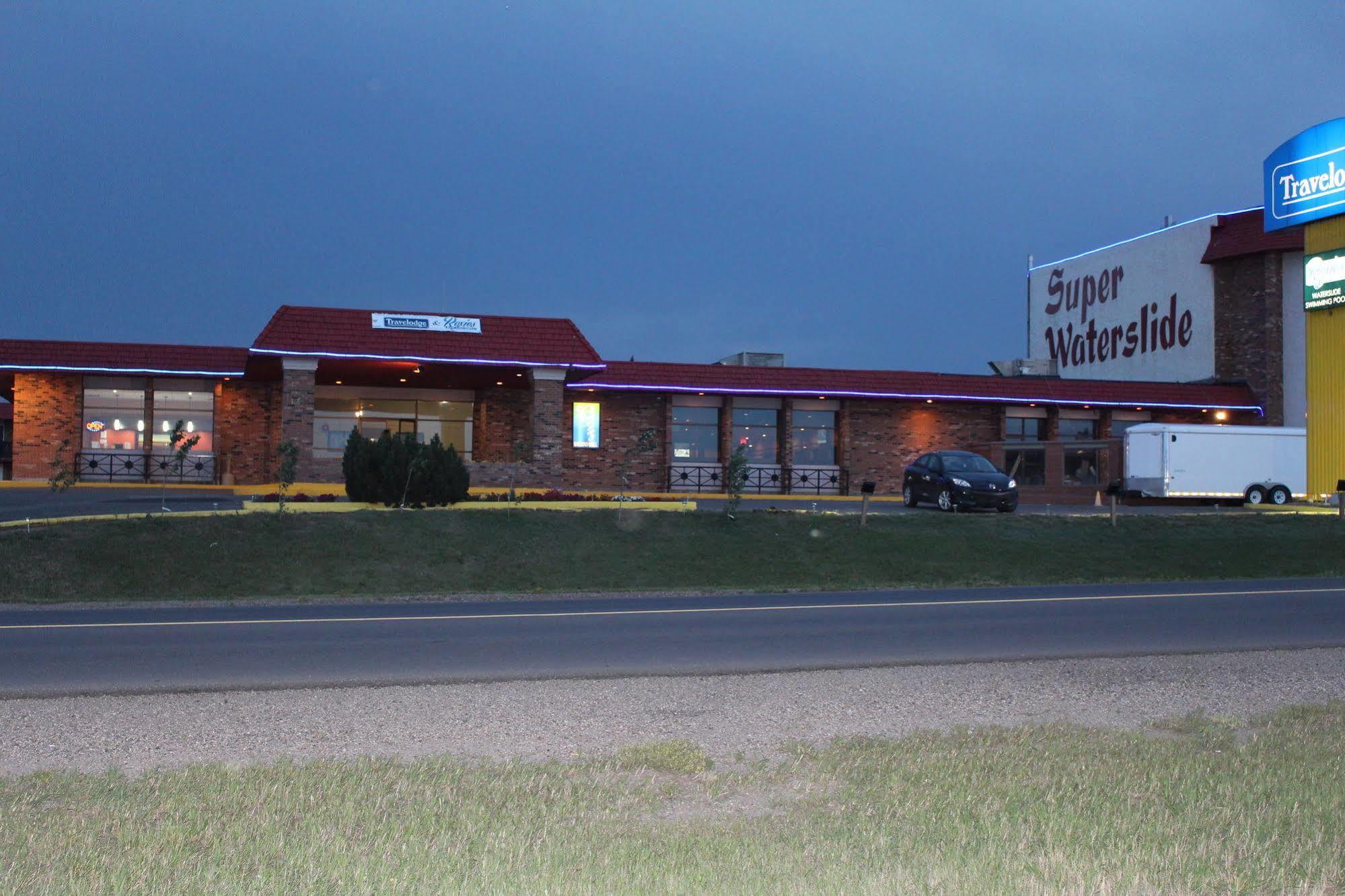Travelodge By Wyndham Swift Current Exteriér fotografie